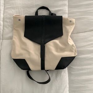 Duex Lux backpack